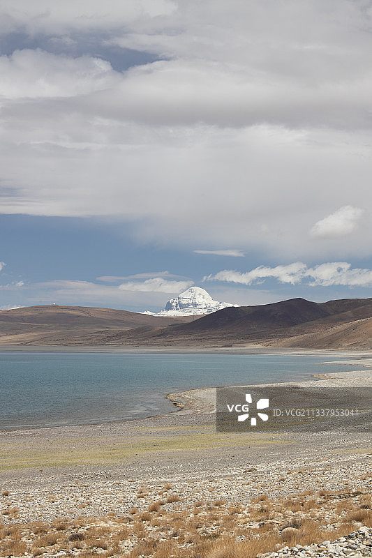 远眺冈仁波齐图片素材