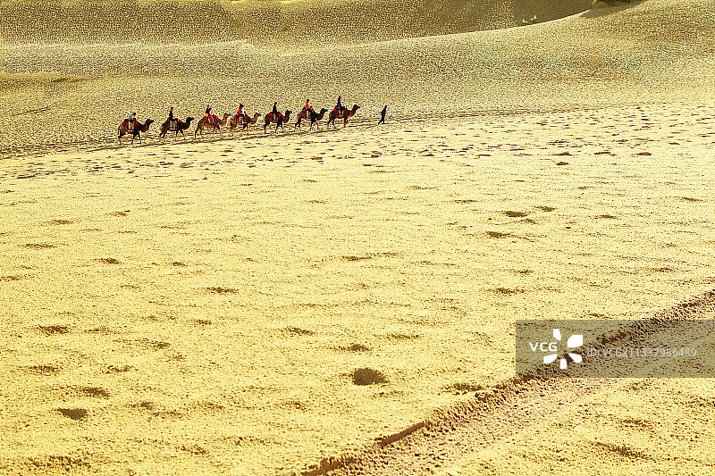 内蒙古赤峰玉龙沙湖图片素材