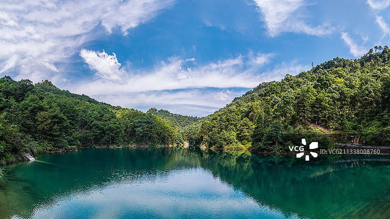 晴朗天气，重庆石笋山风光图片素材
