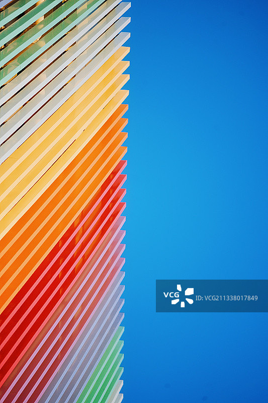 西北大学彩虹体育馆外墙图片素材