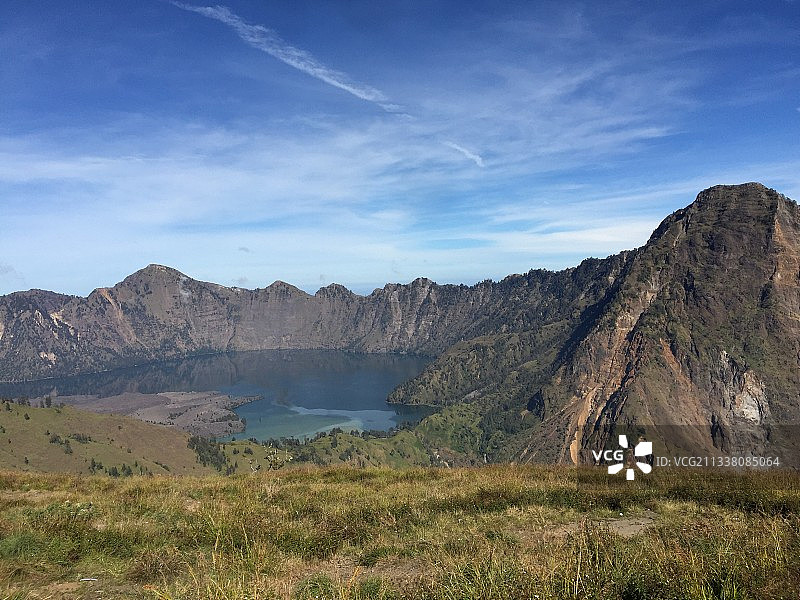 印度尼西亚林贾尼火山的壮丽景色图片素材