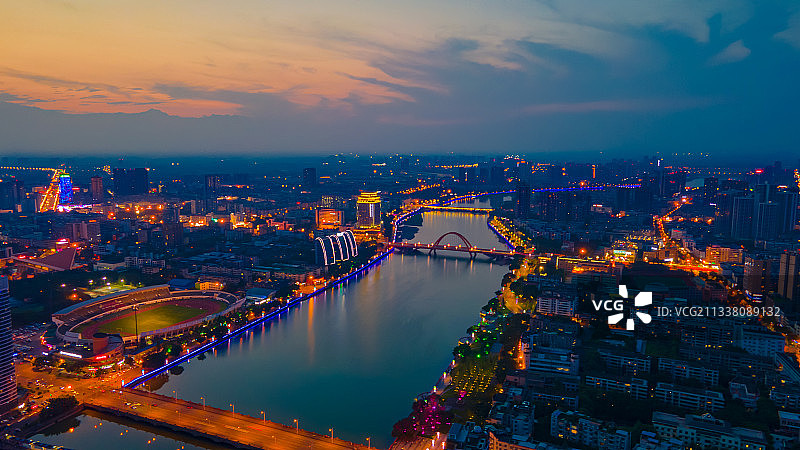 德阳旌湖蓝调日落图片素材