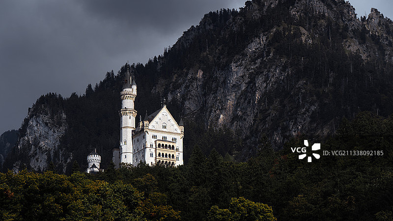 远眺天鹅堡图片素材