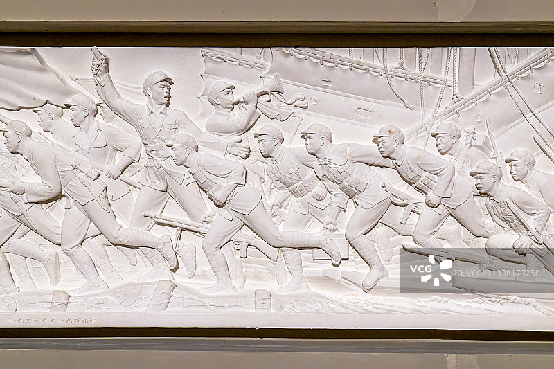 解放战争雕塑图片素材