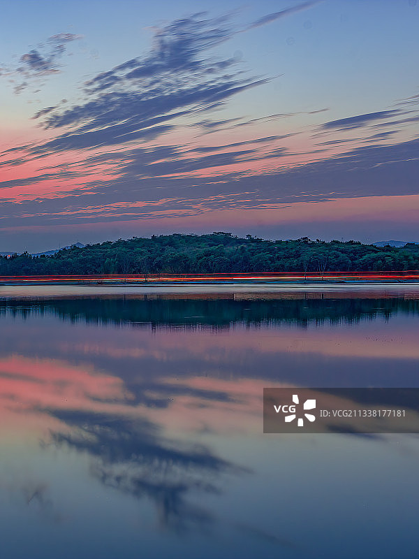 成都东部新区简州新城龙马湖撤柜晚霞图片素材