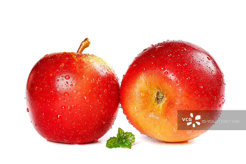 白底上的火箭小苹果图片素材