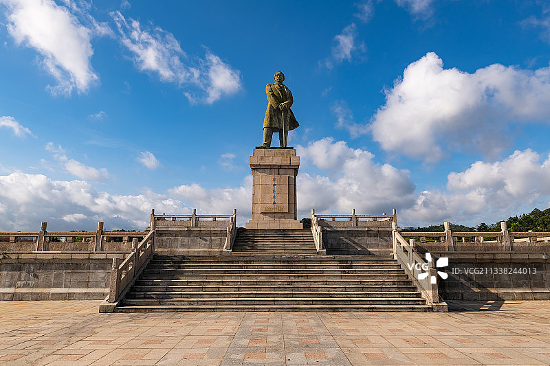 孙中山先生铜像雕像，广东中山市孙文纪念公园图片素材