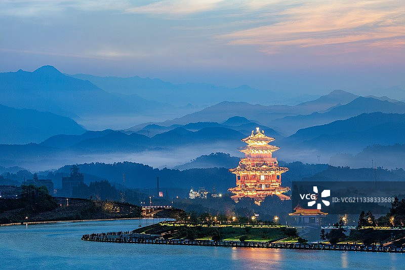 应星楼暮色图片素材