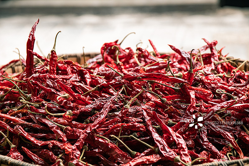 晾晒中的红辣椒图片素材