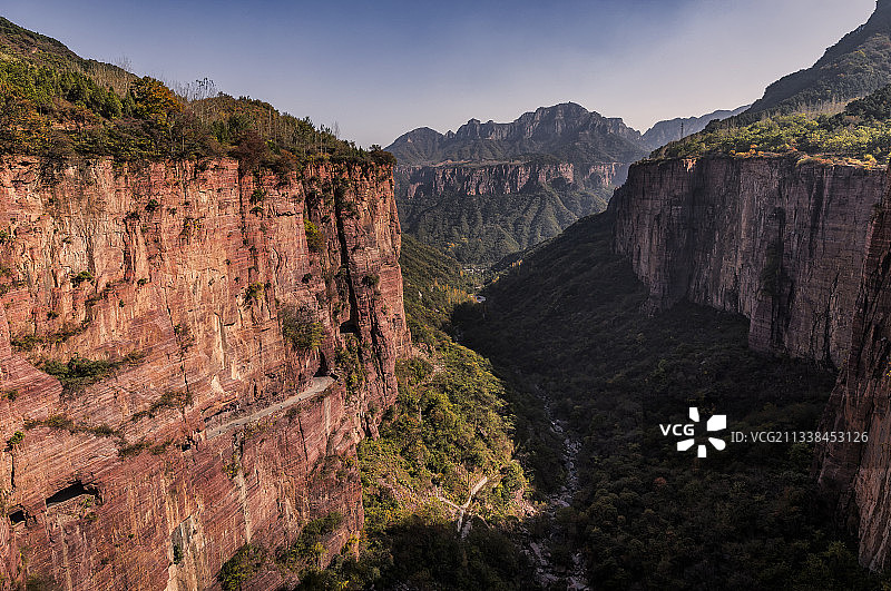 太行山峡谷，河南郭亮村的挂壁公路图片素材