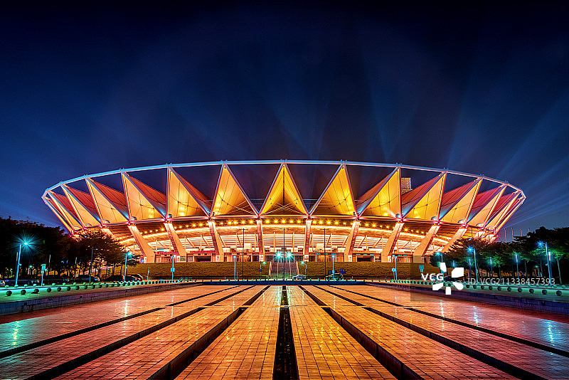 中国广东佛山世纪莲体育中心夜景风光图片素材