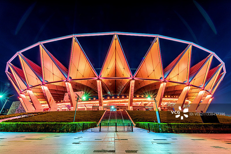 中国广东佛山世纪莲体育中心夜景风光图片素材