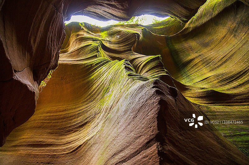 雨岔大峡谷图片素材