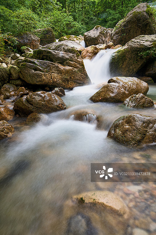 九龙沟的瀑布流水图片素材
