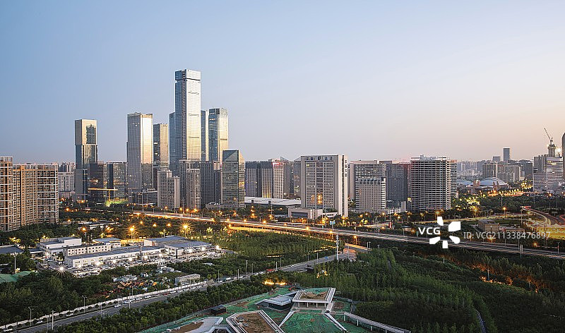 蓬勃发展的西安高新区图片素材