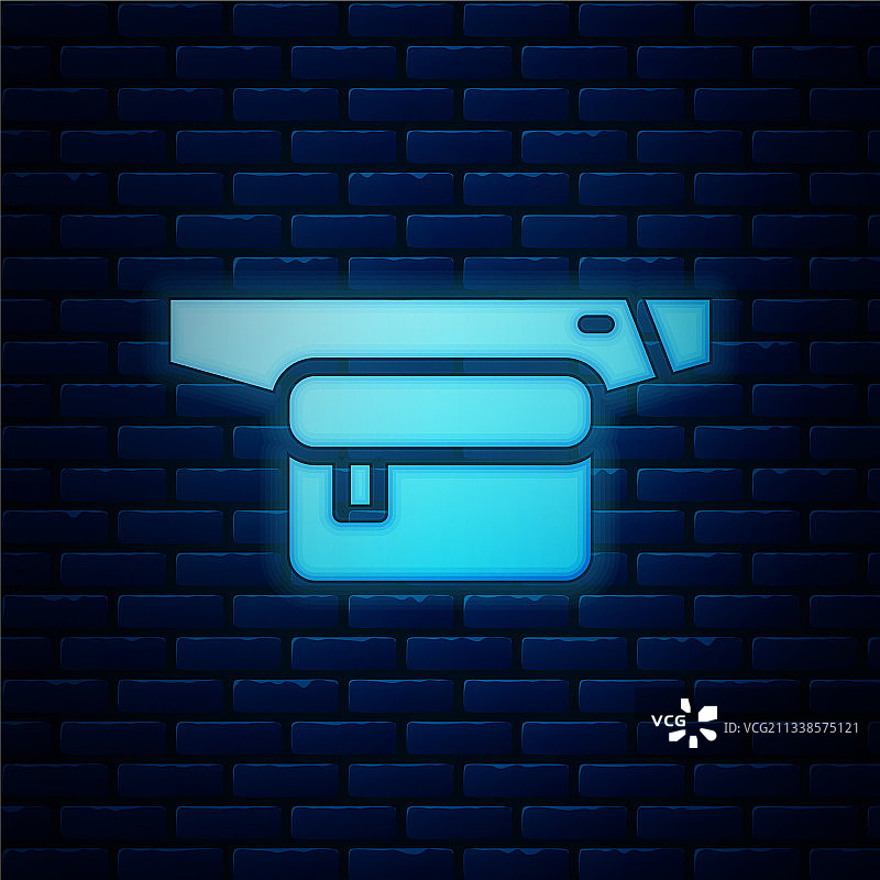 黑色背景上发光的霓虹腰包香蕉图标图片素材