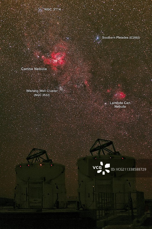 VLT望远镜之上的夜空图片素材