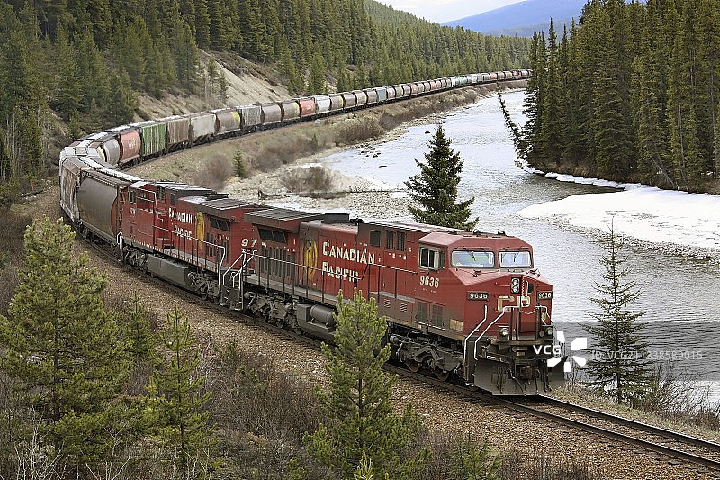 加拿大太平洋货运列车图片素材