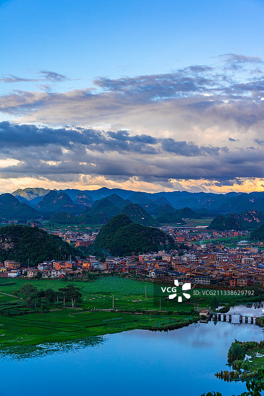 云南文山普者黑风景区夏季晴天日落风光图片素材