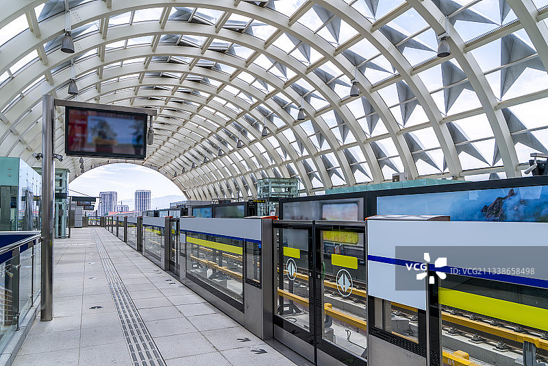 都市轻轨观光站图片素材