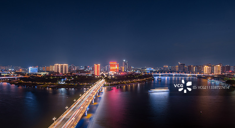 邕江夜游图片素材