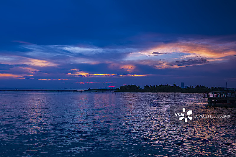 西太湖的蓝调时光sunset图片素材