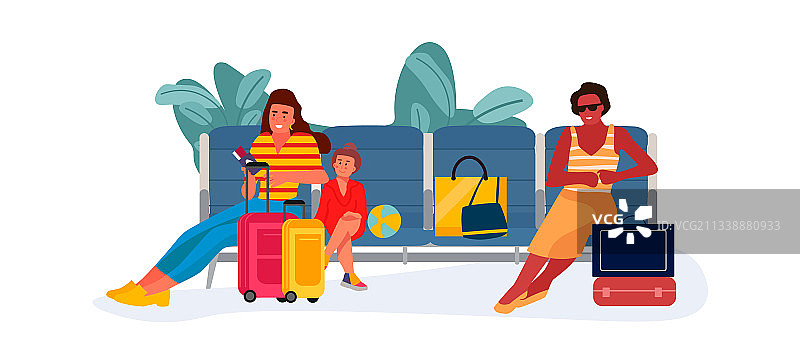 在候机厅或行李提取处的家庭图片素材