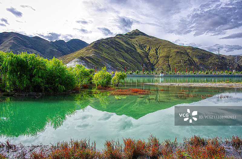 拉萨河畔11图片素材