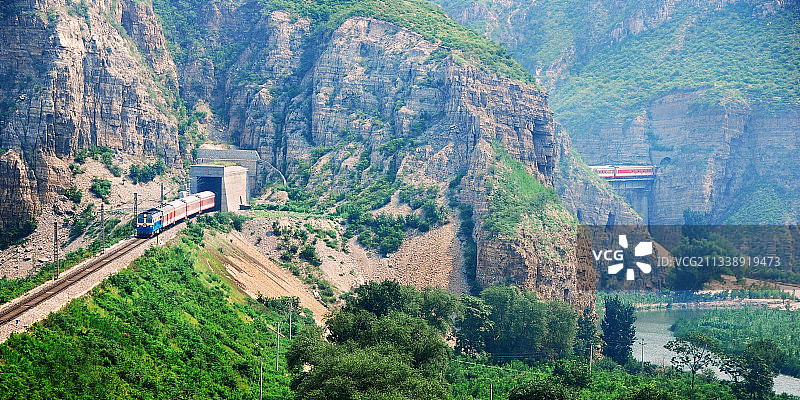 丰沙铁路旧庄窝段图片素材