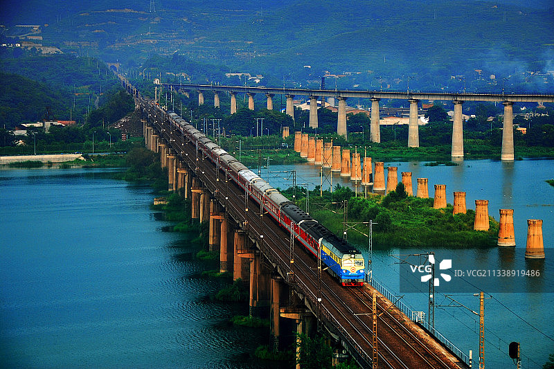 丰沙铁路三家店-斜河涧段图片素材