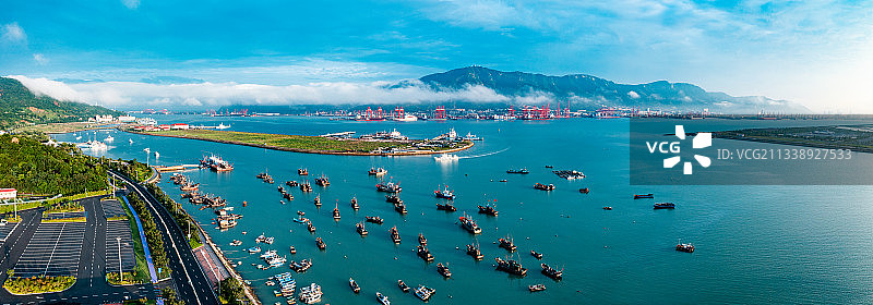 连云港港口全景航拍图片素材