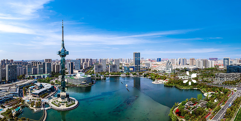 航拍江苏盐城城市景观全景大画幅图片素材