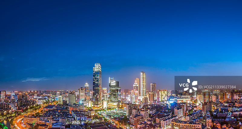 航拍江苏无锡城市建筑景观夜景图片素材