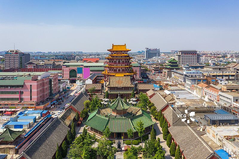 河南开封大相国寺夏季户外风光航拍视角图片素材