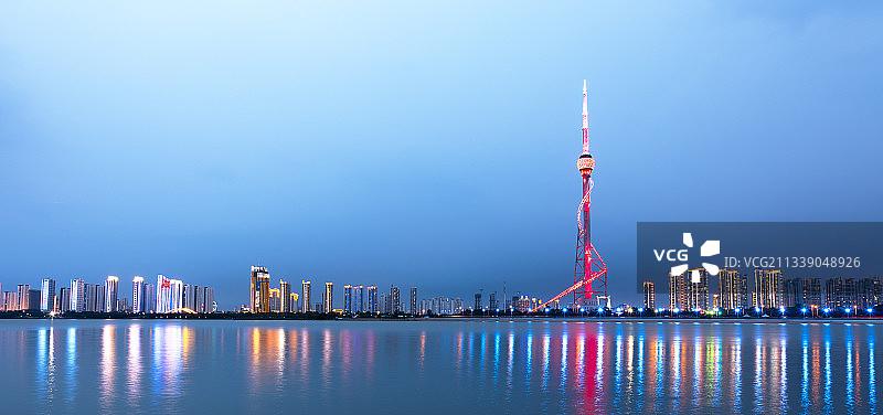 山东临沂市沂河电视塔夏季风景图片素材