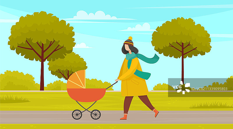 年轻父母在公园里和橙色婴儿车散步图片素材