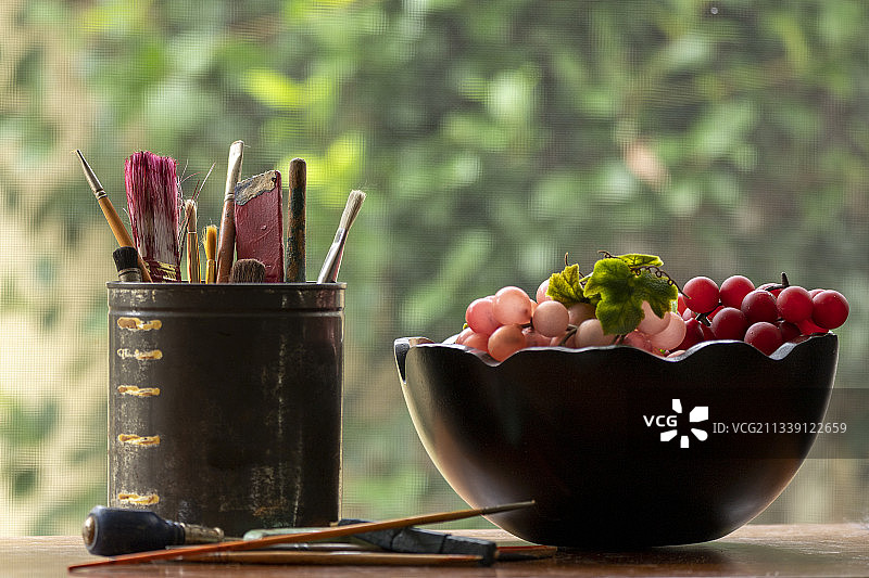 美国佛罗里达州布雷登顿桌上碗中水果特写图片素材