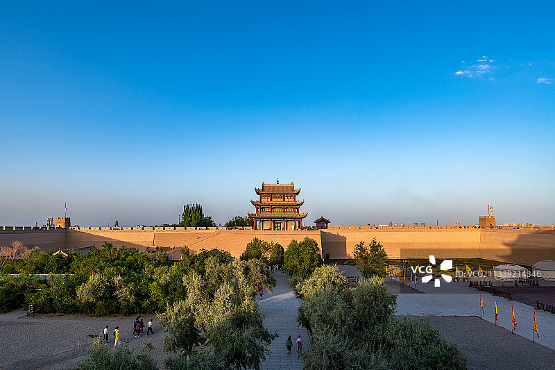 甘肃省，嘉峪关城楼，历史军事文物建筑，河西走廊，万里长城图片素材