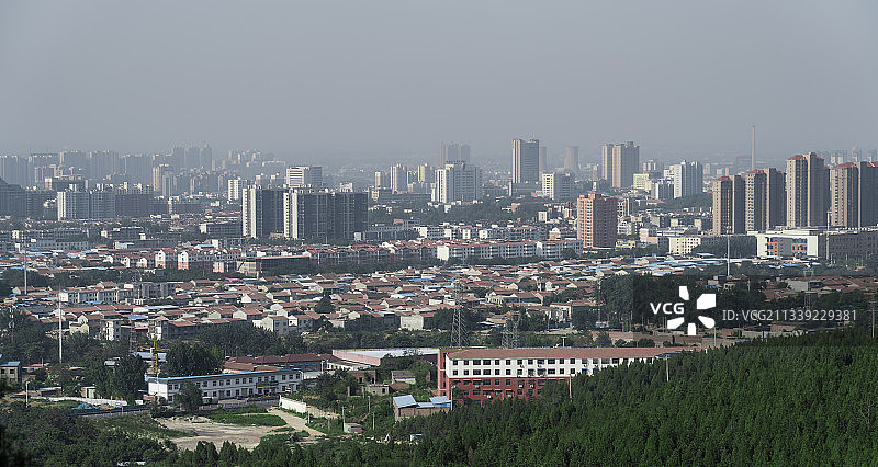 雨前晨雾图片素材
