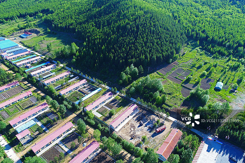 航拍大兴安岭漠河前哨林场山村图片素材