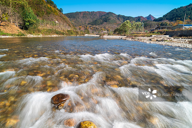 秦岭流水溪水图片素材