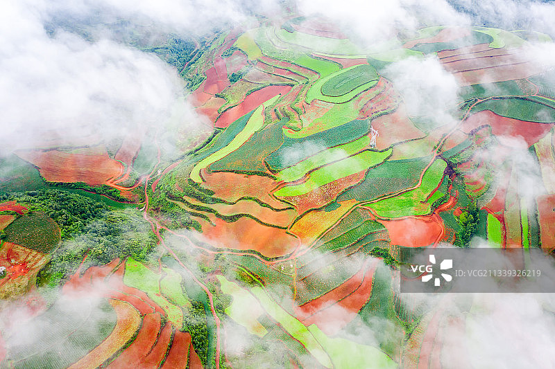 云中漫步图片素材