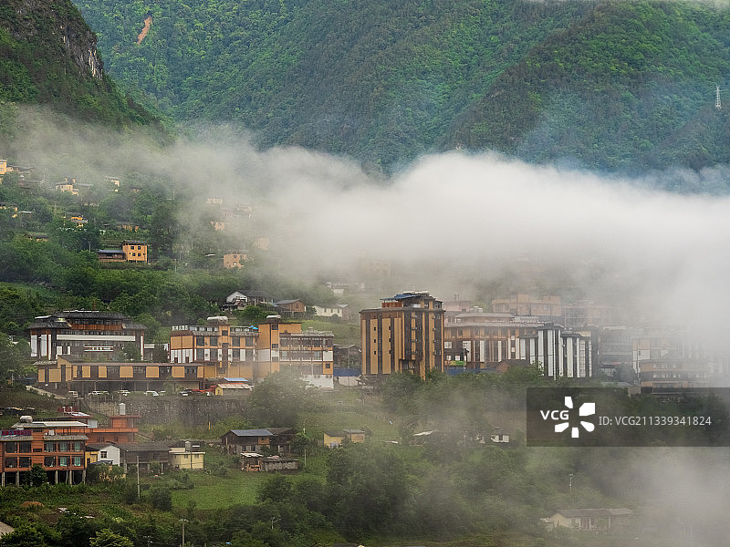 丙中洛的清晨图片素材