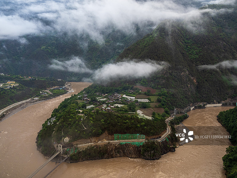 丙中洛的清晨图片素材