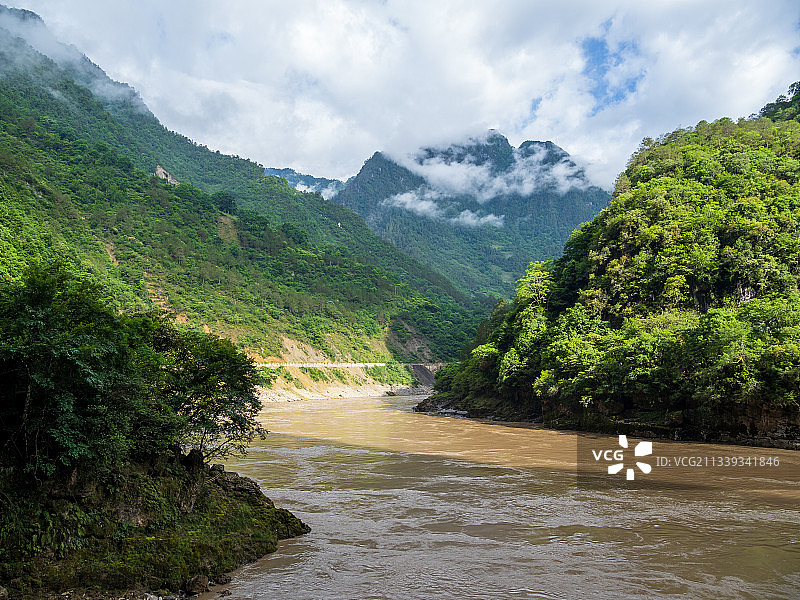 丙中洛的清晨图片素材