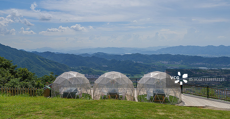 杭州·富阳永安山滑翔伞基地·度假木屋图片素材