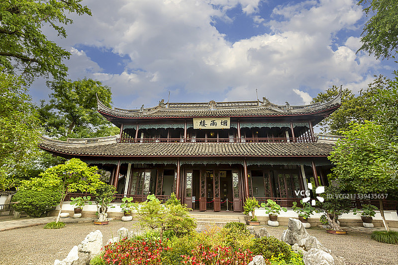 浙江嘉兴南湖景区烟雨楼图片素材