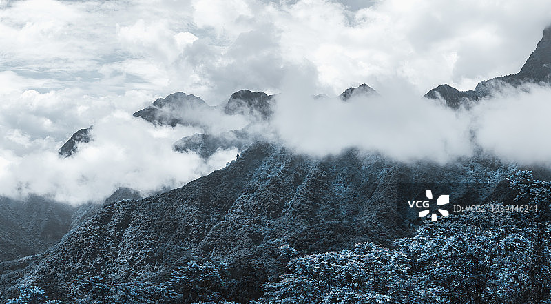 四川乐山峨边县大瓦山图片素材