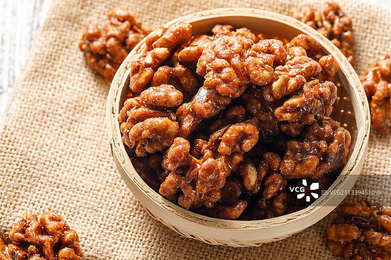 琥珀核桃仁图片素材