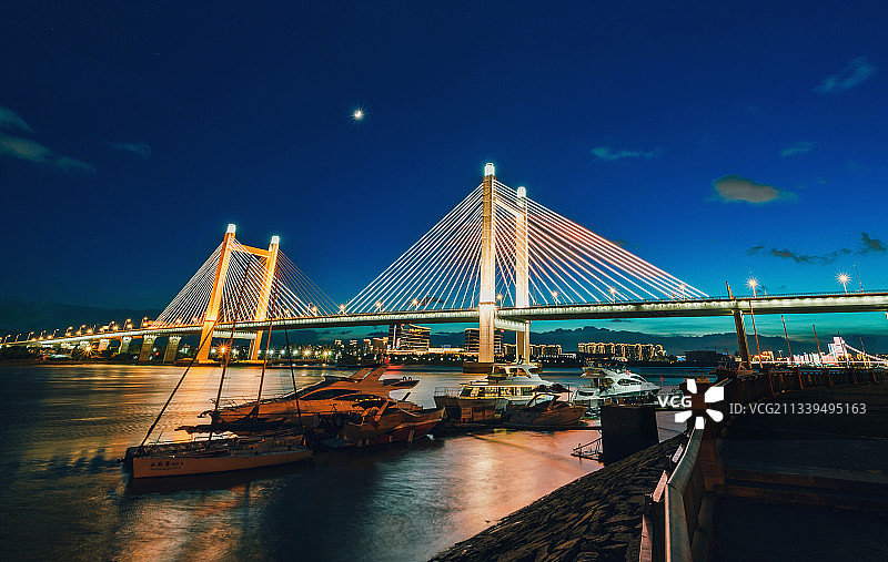 蓝调魁浦图片素材